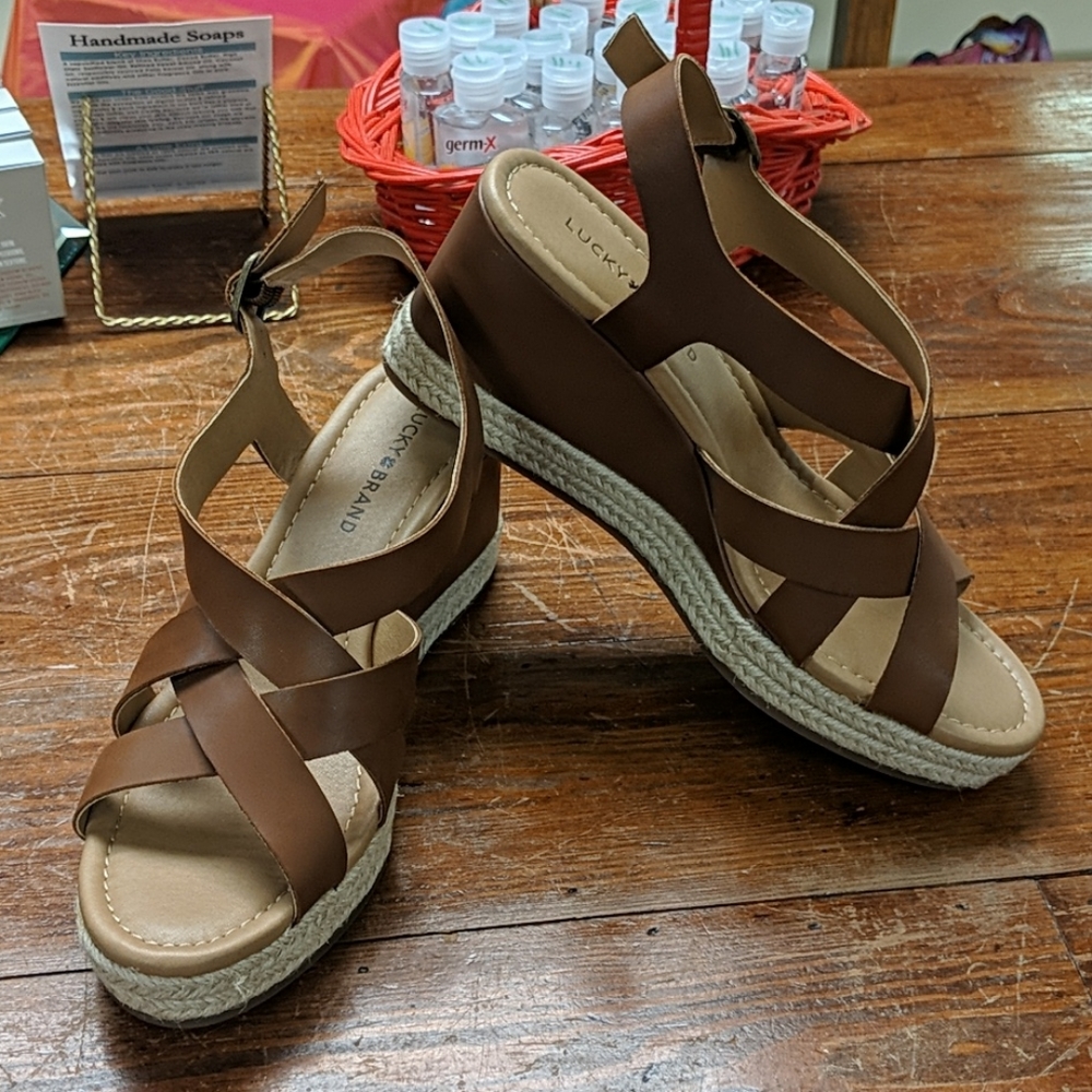 Lucky Brand Wedge Sandal Size 10 - Picture 1 of 8